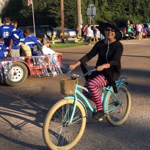 Meet your Posher, Marie